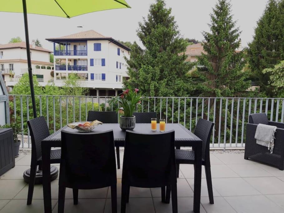 Apartamento Bide Ona - Centre - Terrasse - Parking Bayona Exterior foto